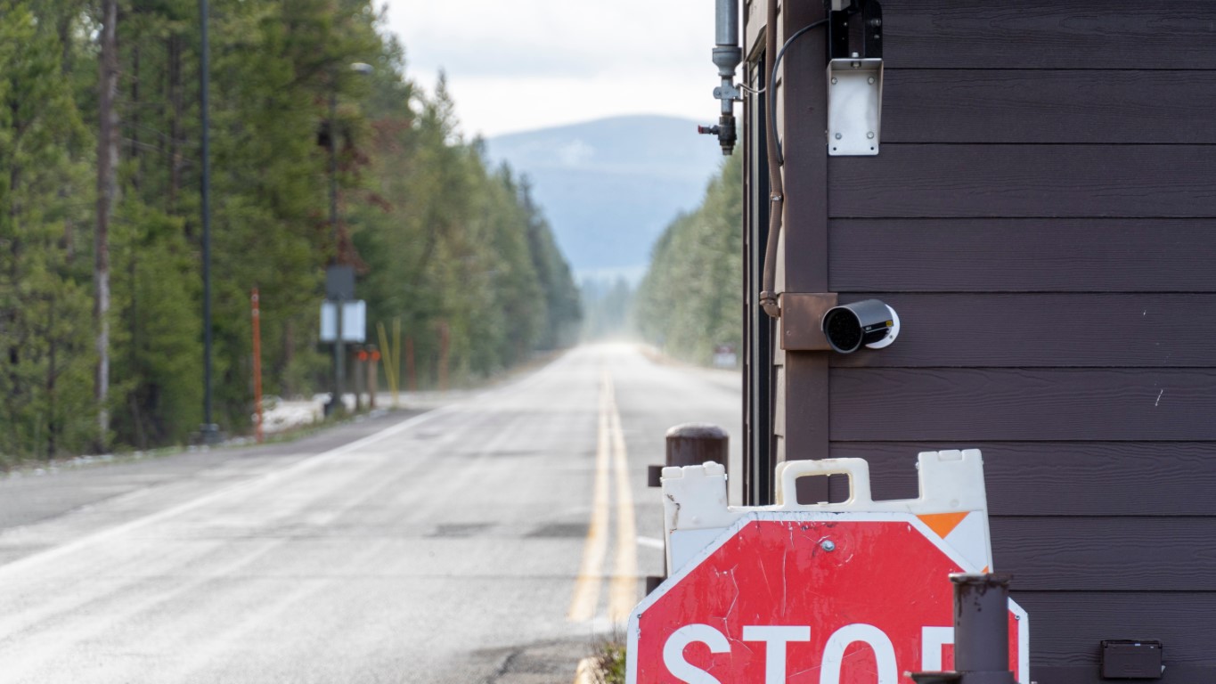 NEWS: Yellowstone National Park Partially Reopens, Gianforte Urges ...