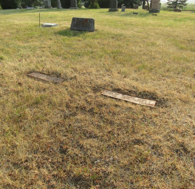 A Photographic Trip to Montana's Historic Cemeteries